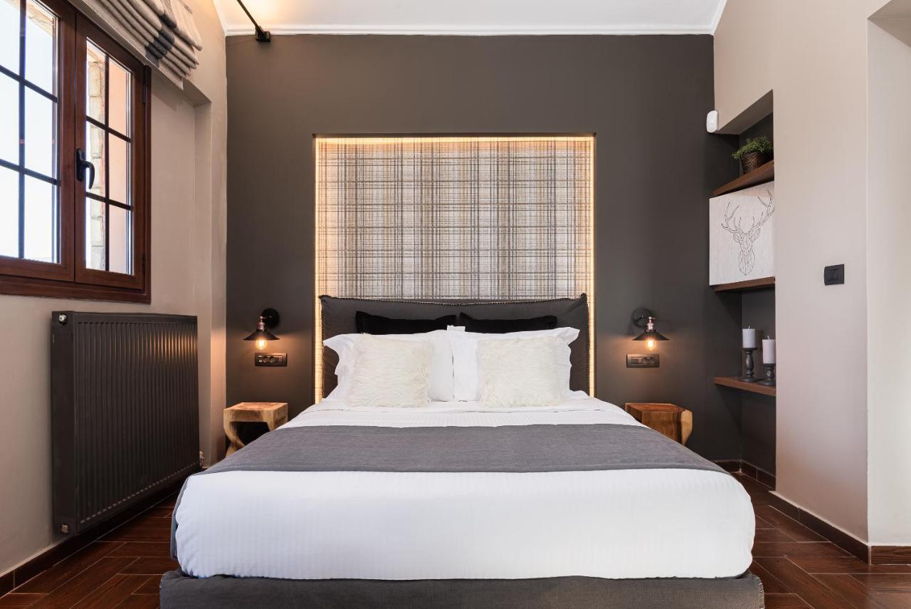 Gm Luxury Suites Калаврита Екстер'єр фото
