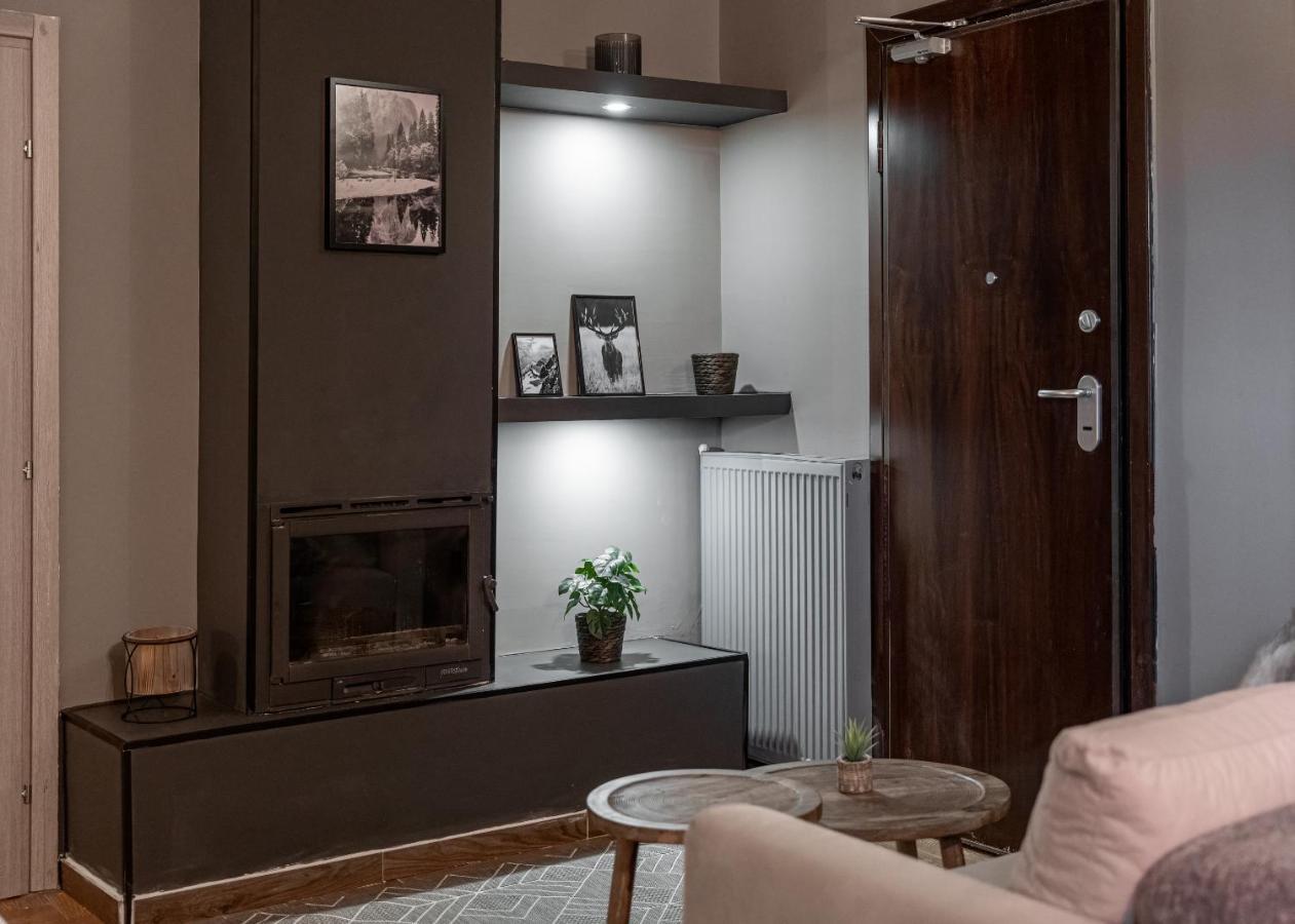 Gm Luxury Suites Калаврита Екстер'єр фото