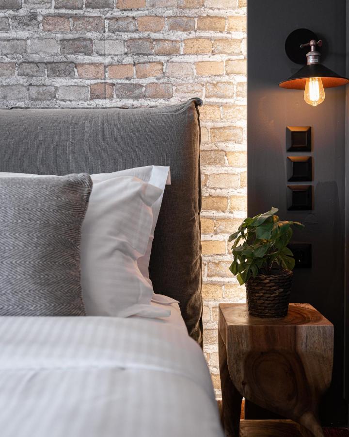 Gm Luxury Suites Калаврита Екстер'єр фото